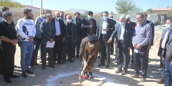 عملیات اجرایی احداث بوستان امام علی (ع) در روستای خشتیجان شهرستان خمین آغاز شد
