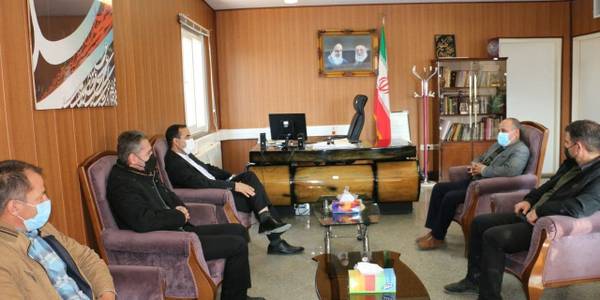 نشست عظیمی معاون آبخیزداری اداره کل منابع طبیعی استان با فرماندار:
