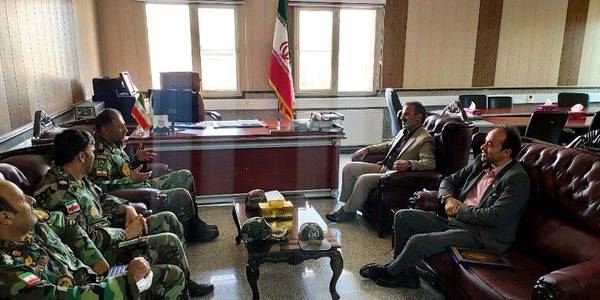 نشست با امیر دکتر پرتوی فرمانده گروه ۹۹ پدافند ارتش جمهوری اسلامی ایران
