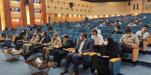 برگزاری نشست مشترک استاندار مرکزی با تشکل های دانشجویی استان