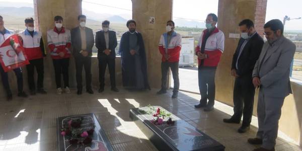 ادای احترام به مقام شامخ شهیدان با حضور فرماندار