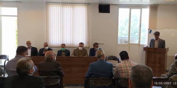 نشست هم اندیشی اتحادیه های صنفی شهرستان خمین برگزار شد