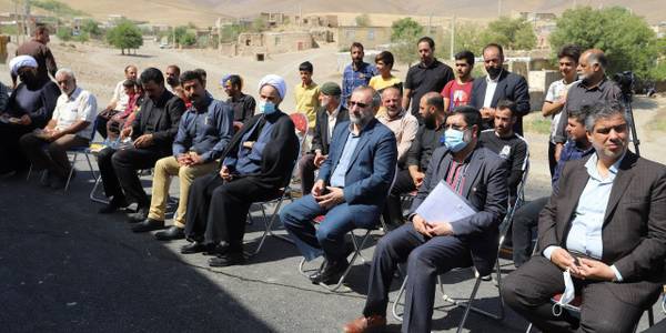 افتتاح پروژه زیرساخت و آسفالت راه ارتباطی روستای سیردر در شهرستان خنداب