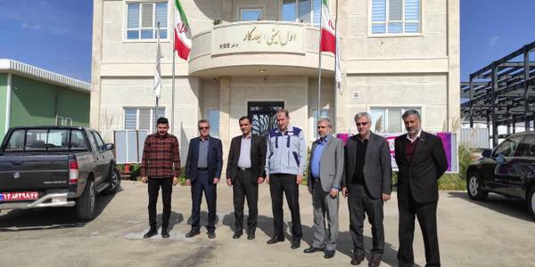 فرماندار و رئیس سازمان بازرسی استان از شرکت مانا انرژی پاک شهرستان خمین بازدید کردند