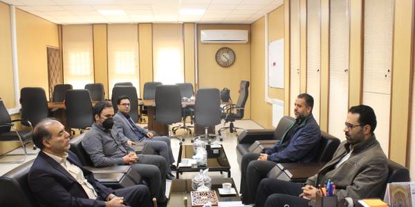 نشست با رئیس سازمان بهداشت و درمان صنعت نفت استان مرکزی و لرستان