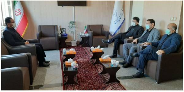 نشست سرپرست جدید دانشگاه علوم پزشکی استان با فرماندار کمیجان