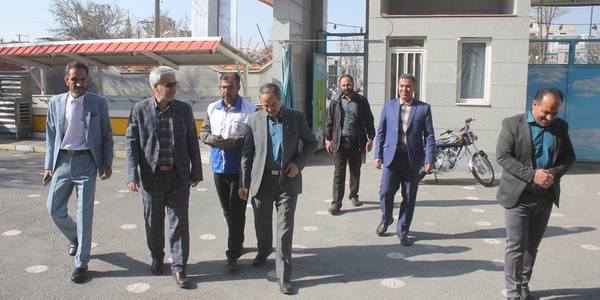فرماندار از تعدادی از ستاد های اسکان نوروزی شهر خمین بازدید کرد