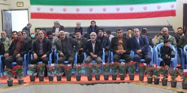 برگزاری همایش دهیاران و اعضای شوراهای اسلامی روستاهای بخش ساروق شهرستان اراک