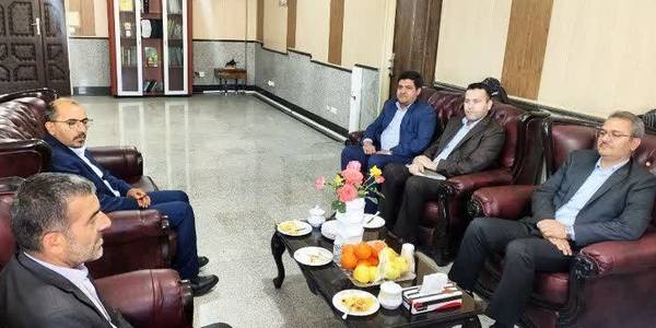 دیدار  مدیرکل امور مالیاتی استان مرکزی با فرماندار