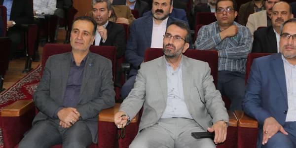 نشست با مدیرعامل و کارکنان شرکت آب و فاضلاب استان مرکزی