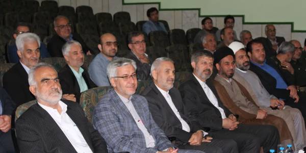 مراسم گرامیداشت هفته معلم در شهرستان خمین برگزار شد.