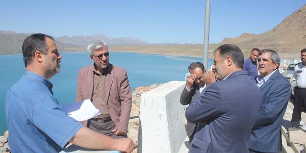 فرماندار و مدیر عامل شرکت آب منطقه ای استان از سد کوچری گلپایگان بازدید کردند