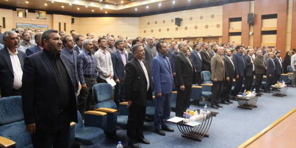 برگزاری همایش گرامیداشت هفته شوراهای اسلامی در اراک