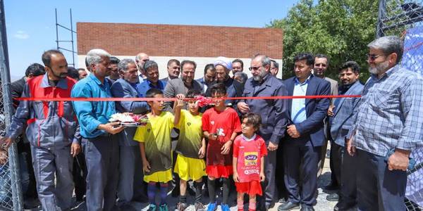 افتتاح و آغاز بهره برداری از فضاهای ورزشی در شهرستان خنداب