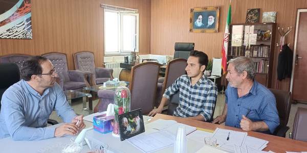 دیدار مردمی دکتر اتابکی سرپرست فرمانداری شهرستان و بررسی مسائل و مشکلات مراجعین در راستای تکریم ارباب رجوع  :