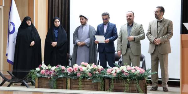 برگزاری مراسم بزرگداشت روز دانشجو در دانشگاه فنی و حرفه ای استان مرکزی