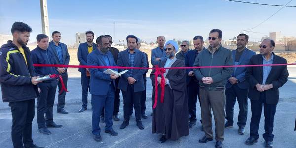 آیین افتتاحیه پروژه آسفالت معابر روستای نخجیروان برگزار شد.