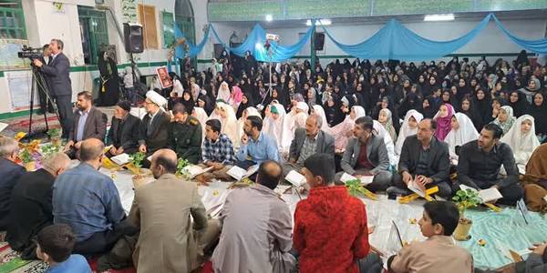 محفل انس با قرآن کریم در شهرستان فراهان
