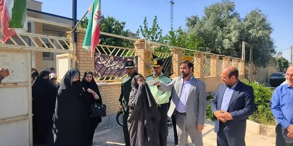 اعزام ۴۰نفر از زنان سرپرست خانوار تحت پوشش کمیته امداد شهرستان فراهان به اردوی زیارتی قم