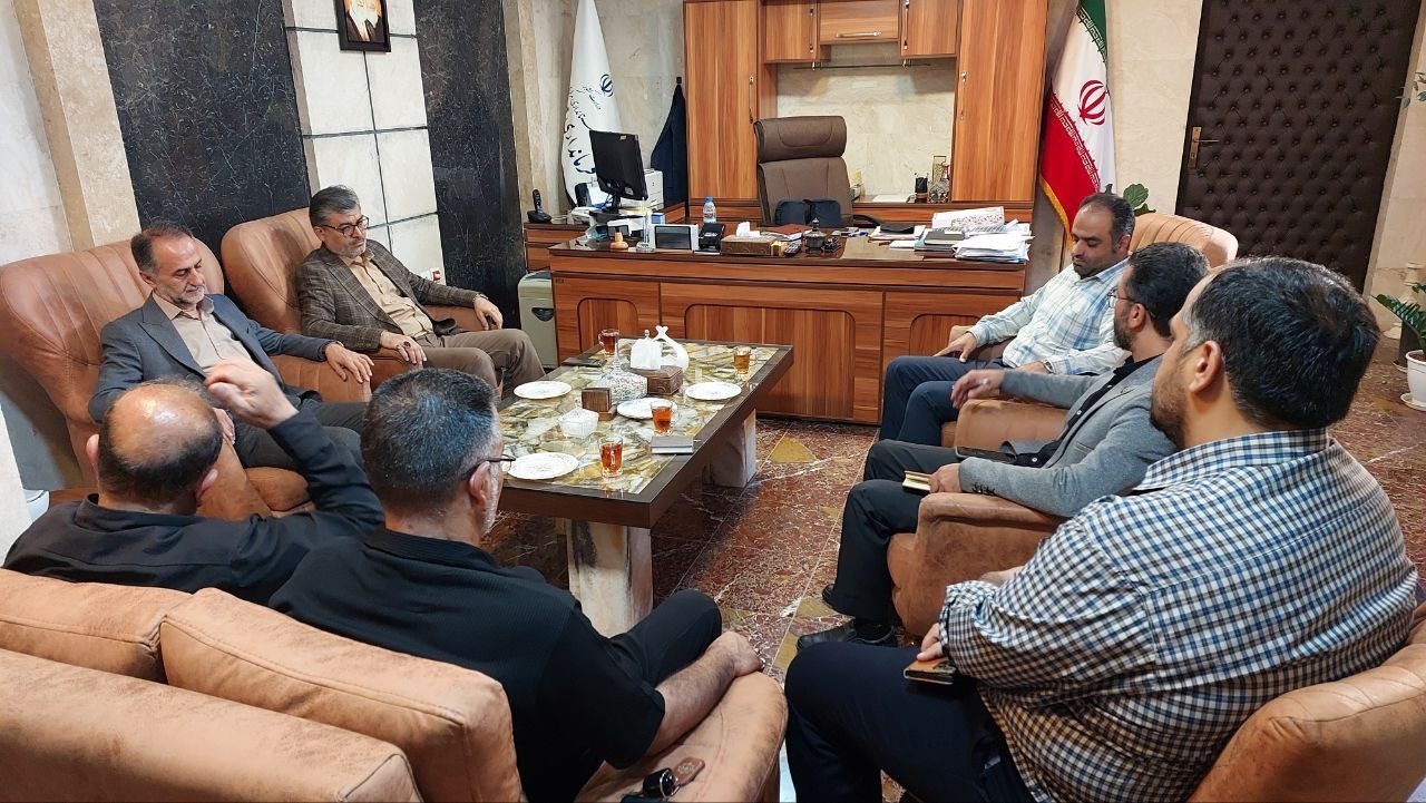 دیدار شهردار و اعضای شورای اسلامی شهر محلات با فرماندار شهرستان محلات