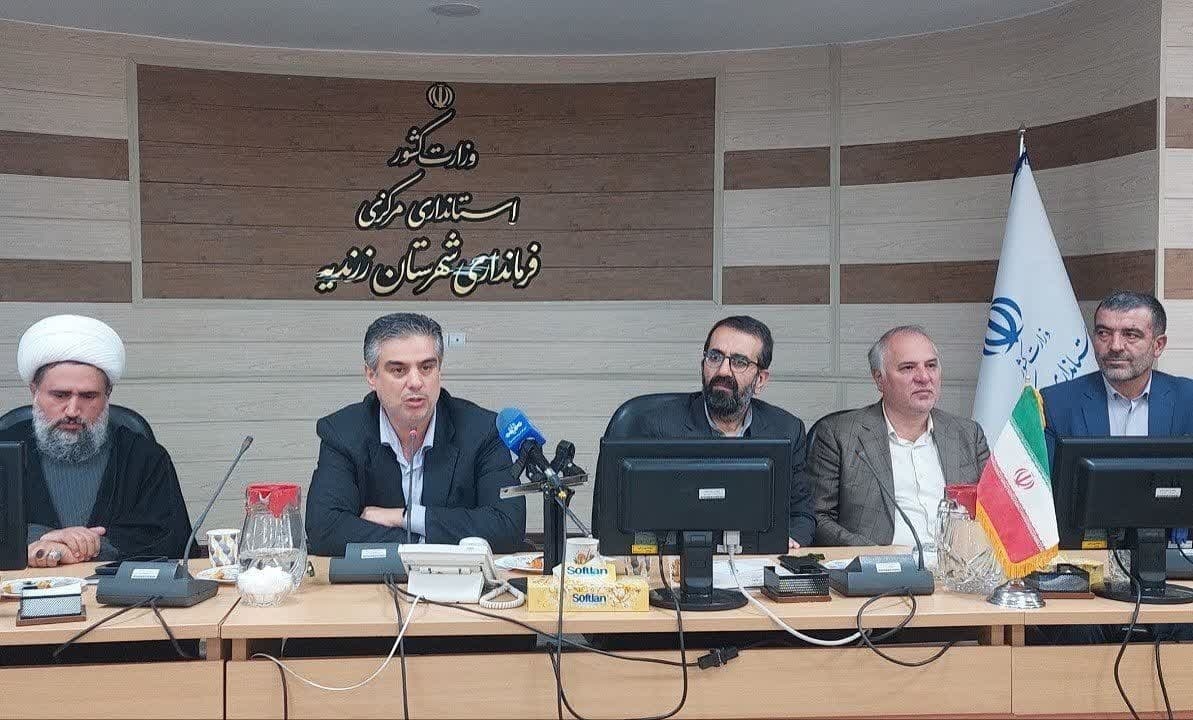 استاندار: با تمام توان از تولید حمایت خواهیم کرد/ اولویت استفاده از نیروهای بومی توانمند