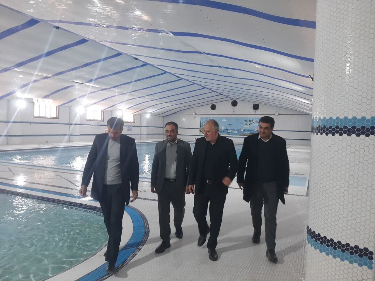 بررسی میدانی مجموعه استخر فتح‌المبین