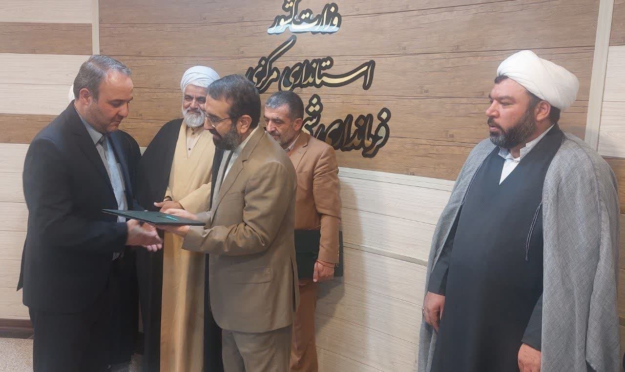 آئین تکریم و معارفه فرماندار شهرستان زرندیه برگزار شد