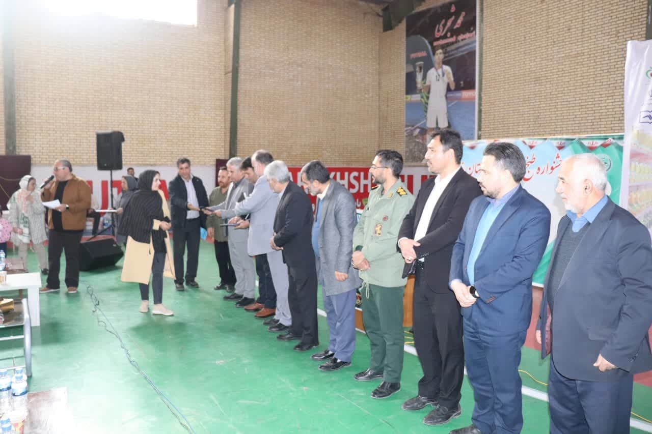 نخستین جشنواره طبخ آبزیان در شهرستان زرندیه برگزار شد.