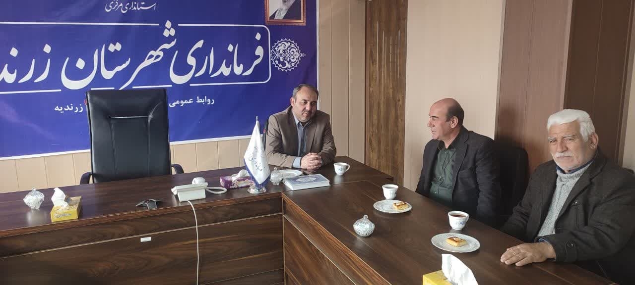 دیدار شهروندان با فرماندار