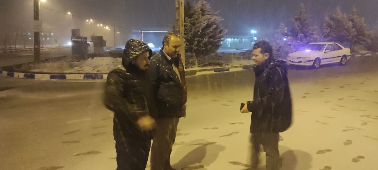 بازدید شبانه جناب آقای مروتی سرپرست فرمانداری شهرستان زرندیه از محورهای مواصلاتی بخش خرقان