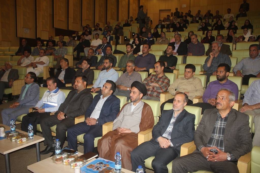 همایش تجلیل از اصناف نمونه بهداشتی شهرستان خمین برگزار شد