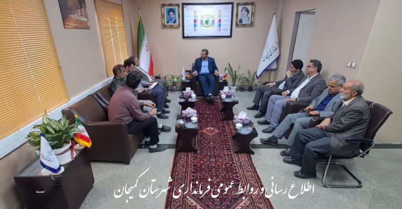 دیدار و گفتگوی مدیرکل میراث فرهنگی استان مرکزی