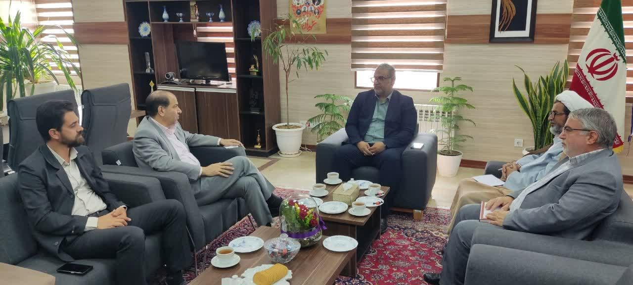 🔼 دیدار مدیرکل بنیاد شهید و امور ایثارگران استان مرکزی با سرپرست فرمانداری شهرستان آشتیان