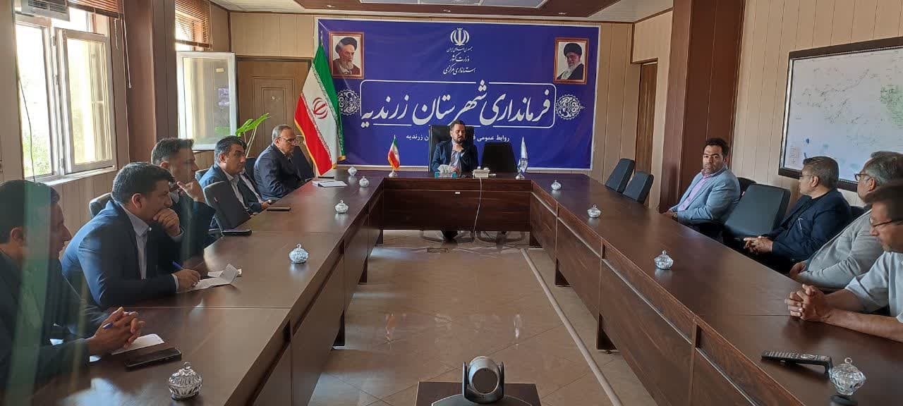 جلسه هم اندیشی در مورد  مشکلات بانکی رانندگان حمل و نقل شهرستان