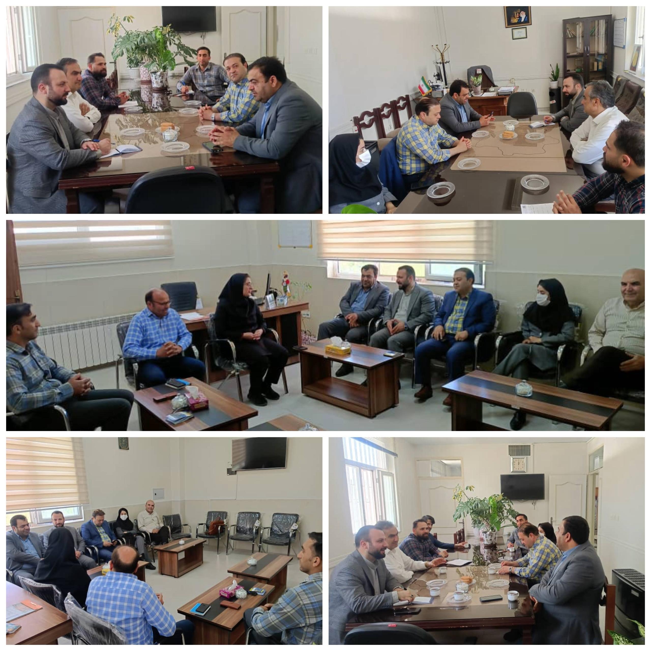 بازدید دبیر کمیسیون مبارزه با قاچاق کالا و ارز استان از ادارات صمت، تعزیرات حکومتی و شبکه بهداشت و درمان شهرستان شازند